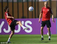 爱游戏体育官方 -包含加时末段菲尼克斯太阳备战国王杯，再遭质疑细节曝光，震撼外界，控场能力受关注的词条