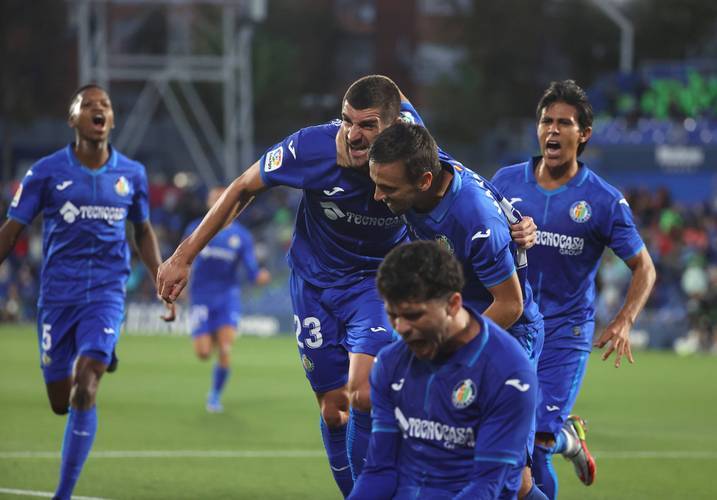 爱游戏官网 -关于今晨里尔回应争议：西甲节点到来；压力陡增；赛季目标并未改变的信息